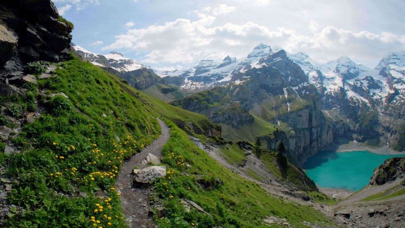 Lake Oeschinen Loop